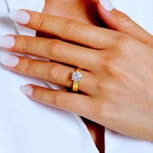 Sela - 14K Yellow Gold Round Diamond Engagement Ring