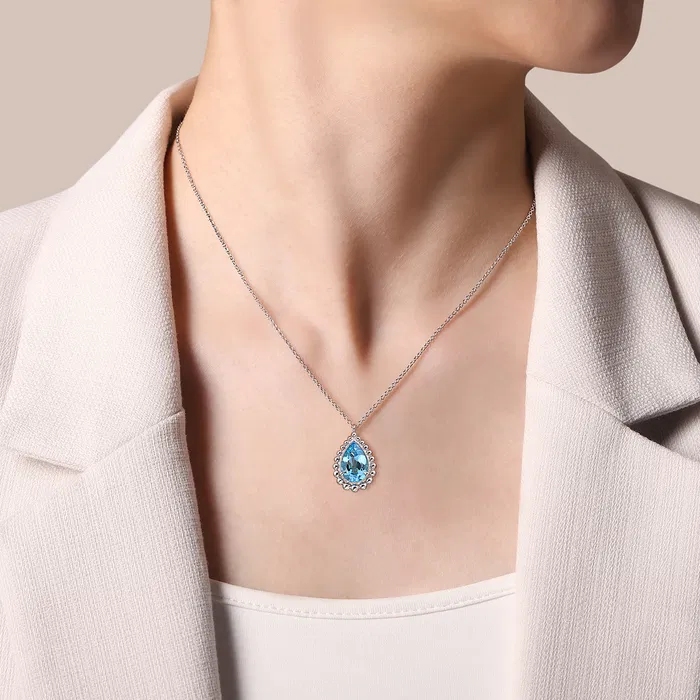 Teardrop Pendant Necklace